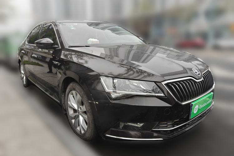 Used Skoda Superb 2018 TSI280 DSG Comfort Edition China V Standard Front Right 45 Deg