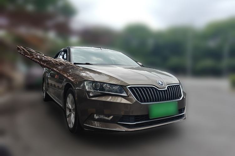 Used Skoda Superb 2018 TSI280 DSG Comfort Edition China V Standard Front Right 45 Deg