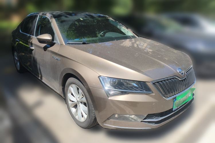 Used Skoda Superb 2018 TSI280 DSG Comfort Edition China V Standard Front Right 45 Deg