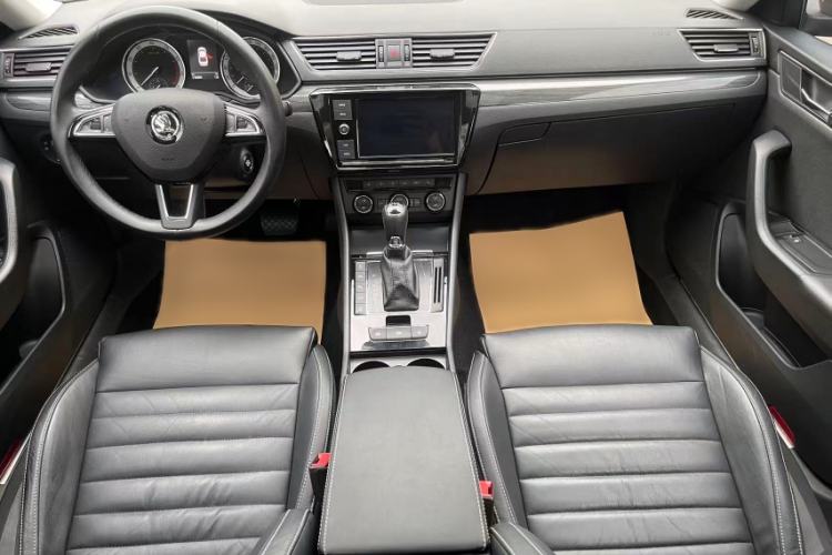 Used Skoda Superb 2018 TSI330 DSG Luxury Edition China V Standard Gear Lever