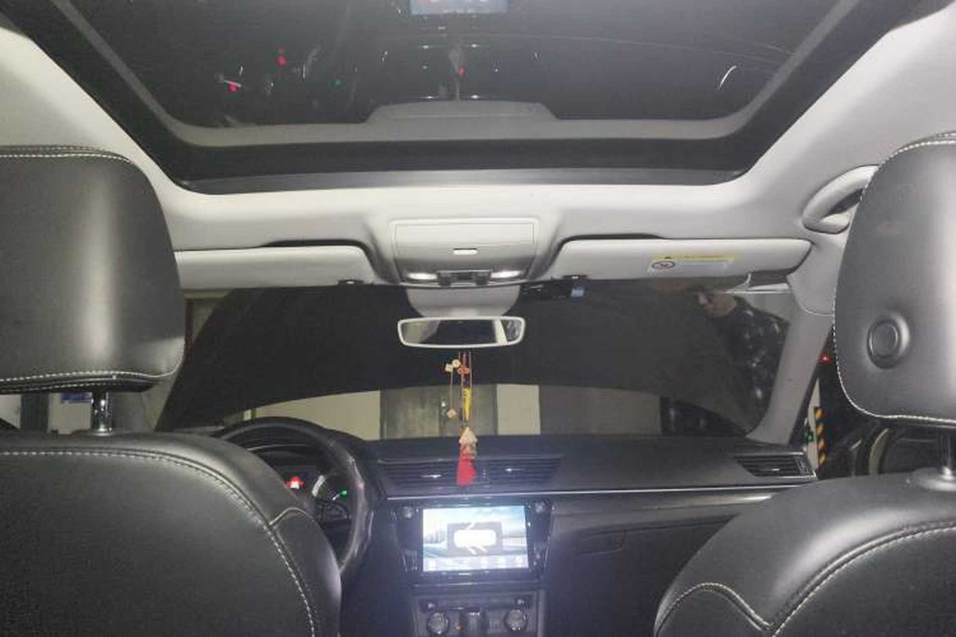 Used Skoda Superb 2018 TSI330 DSG Luxury Edition China V Standard Headliner