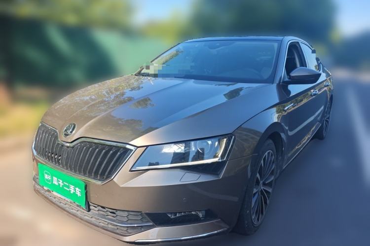 Ojetý Skoda Superb 2018 TSI330 DSG Luxury Edition China V Standard Guazi used car, China used car export, Used car for sale, Used  cars, Cheapest cars for sale