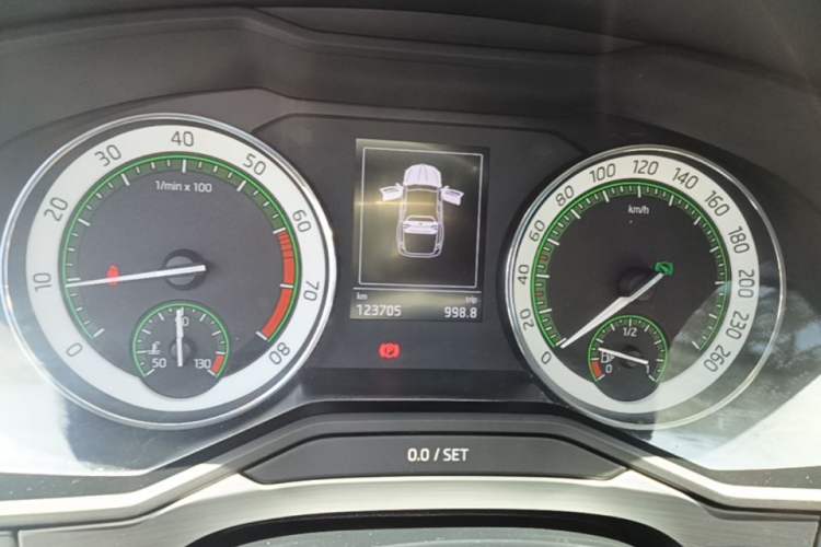 Used Skoda Superb 2018 TSI280 DSG Comfort Edition China V Standard Instrument Cluster