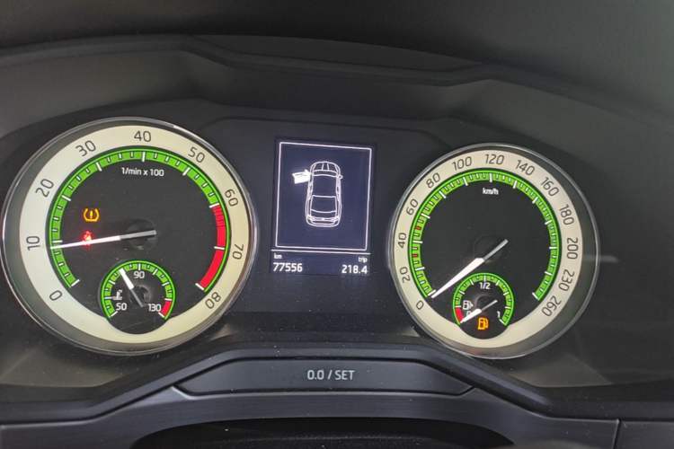 Used Skoda Superb 2018 TSI330 DSG Comfort Edition China VI Standard Instrument Cluster