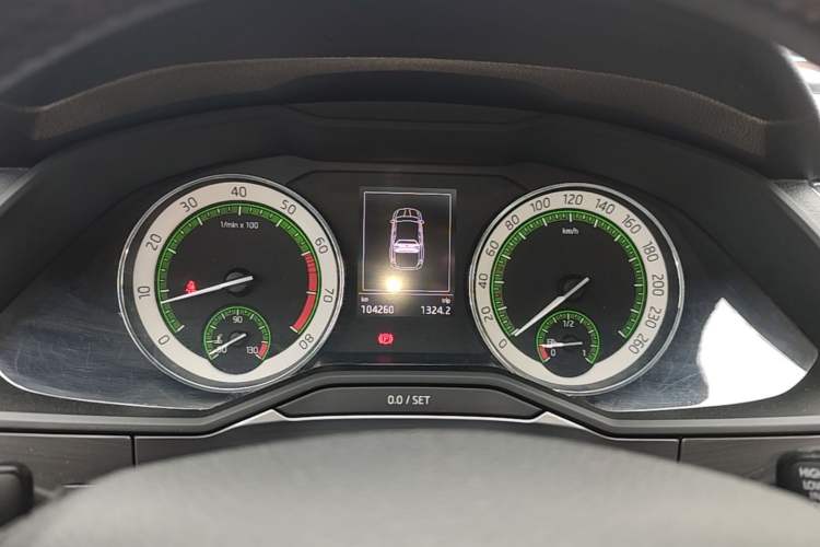 Used Skoda Superb 2018 TSI280 DSG Comfort Edition China V Standard Instrument Cluster