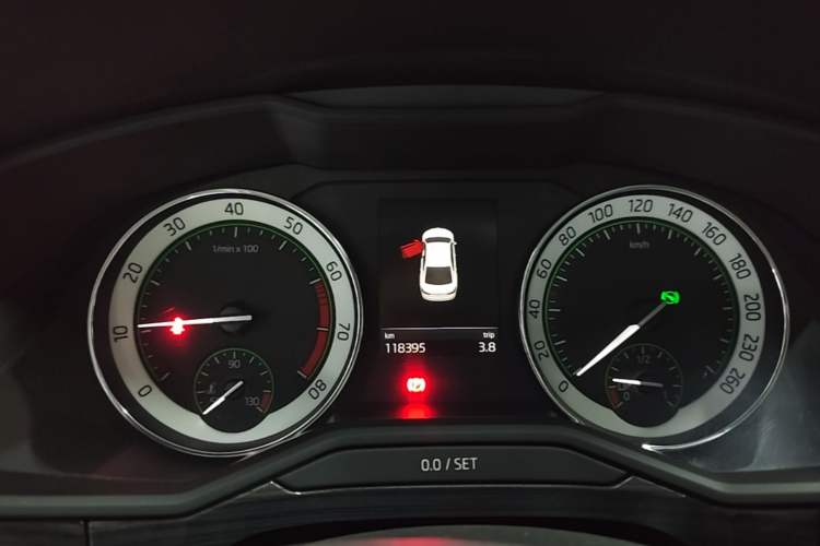 Used Skoda Superb 2018 TSI330 DSG Luxury Edition China V Standard Instrument Cluster