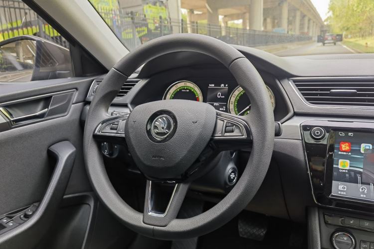 Used Skoda Superb 2018 TSI330 DSG Comfort Edition China V Standard Interior 2