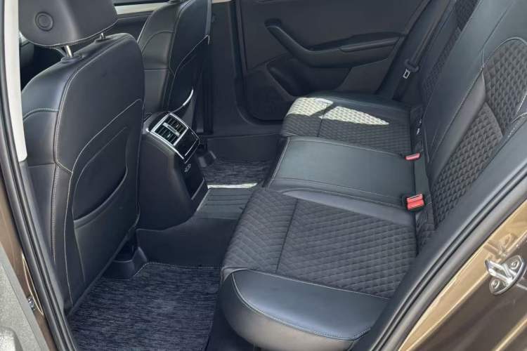 Used Skoda Superb 2018 TSI330 DSG Comfort Edition China V Standard Interior 3
