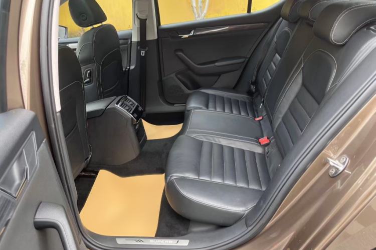 Used Skoda Superb 2018 TSI330 DSG Luxury Edition China V Standard Interior 6