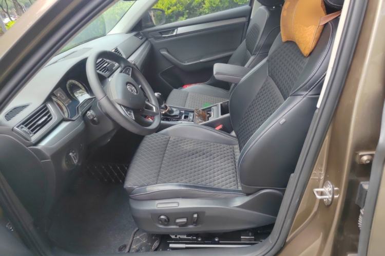 Used Skoda Superb 2018 TSI330 DSG Comfort Edition China V Standard Left Front Seat