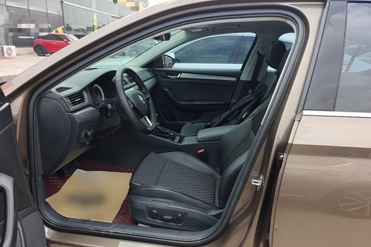 Used Skoda Superb 2018 TSI280 DSG Comfort Edition China V Standard Left Front Seat