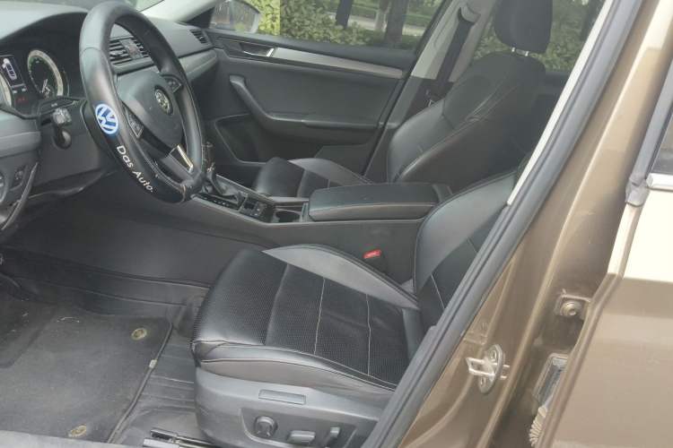 Used Skoda Superb 2018 TSI280 DSG Comfort Edition China V Standard Left Front Seat