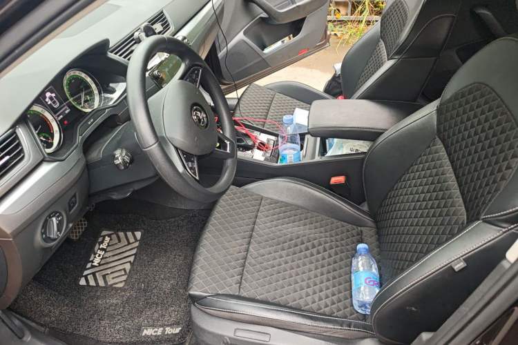 Used Skoda Superb 2018 TSI280 DSG Comfort Edition China V Standard Left Front Seat