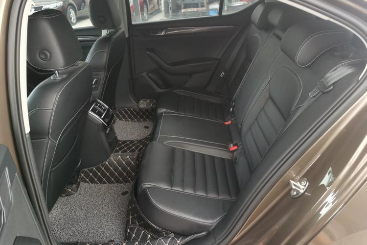 Used Skoda Superb 2018 TSI330 DSG Luxury Edition China V Standard Left Rear Seat