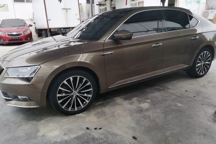 Used Skoda Superb 2018 TSI330 DSG Luxury Edition China V Standard Left Side