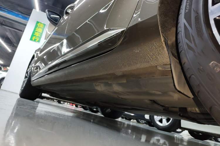 Used Skoda Superb 2018 TSI330 DSG Luxury Edition China V Standard Left Side Sill