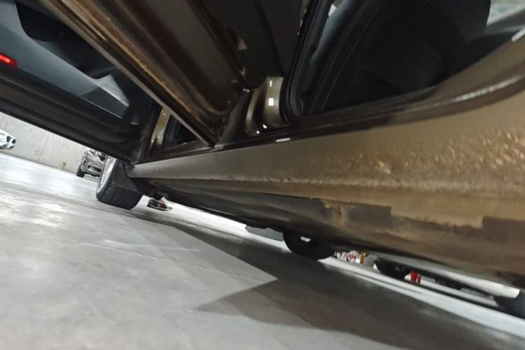 Used Skoda Superb 2018 TSI330 DSG Comfort Edition China V Standard Left Side Sill