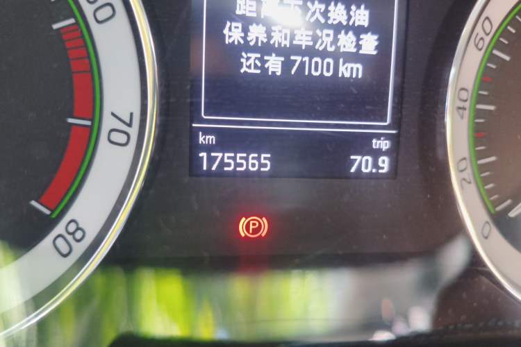Used Skoda Superb 2018 TSI280 DSG Comfort Edition China V Standard Odometer Close Up
