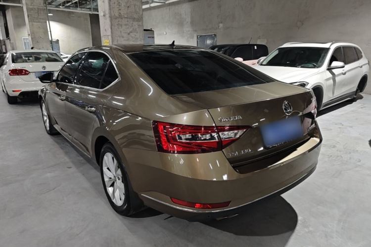 Used Skoda Superb 2018 TSI330 DSG Comfort Edition China V Standard Rear Left 45 Deg