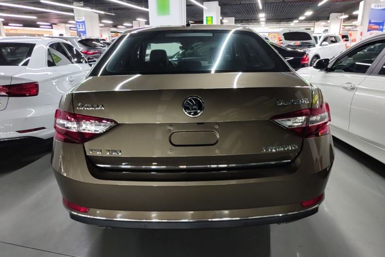 Used Skoda Superb 2018 TSI330 DSG Luxury Edition China V Standard Rear