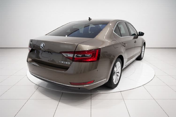 Used Skoda Superb 2018 TSI330 DSG Comfort Edition China V Standard Rear Right 45 Deg