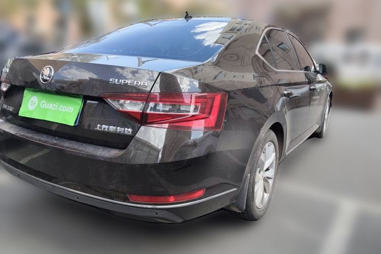 Used Skoda Superb 2018 TSI330 DSG Comfort Edition China V Standard Rear Right 45 Deg