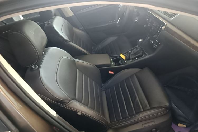 Used Skoda Superb 2018 TSI380 DSG Flagship Edition China V Standard Right Front Seat