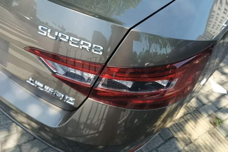Used Skoda Superb 2018 TSI280 DSG Comfort Edition China V Standard Right Rear Taillight