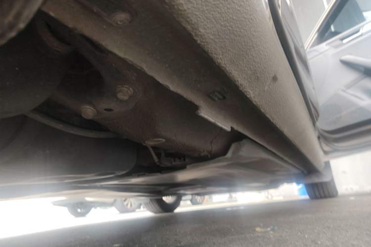 Used Skoda Superb 2018 TSI280 DSG Comfort Edition China V Standard Right Side Sill