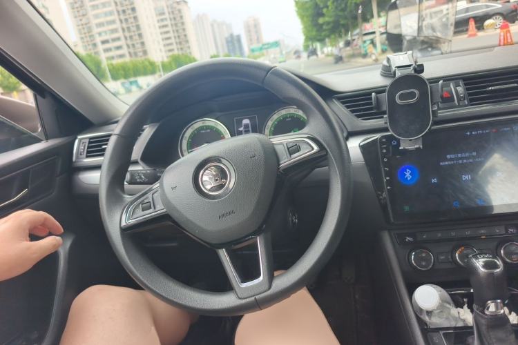 Used Skoda Superb 2018 TSI330 DSG Comfort Edition China V Standard Steering Wheel