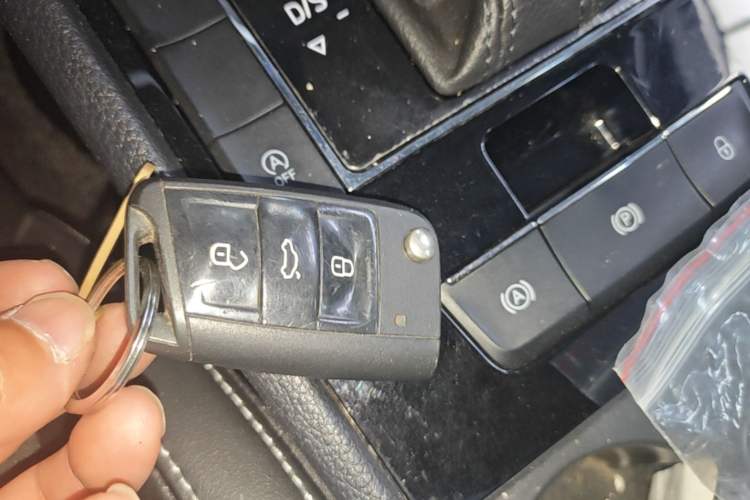 Used Skoda Superb 2018 TSI330 DSG Comfort Edition China VI Standard Vehicle Key