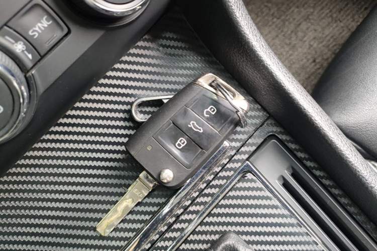 Used Skoda Superb 2018 TSI330 DSG Luxury Edition China V Standard Vehicle Key