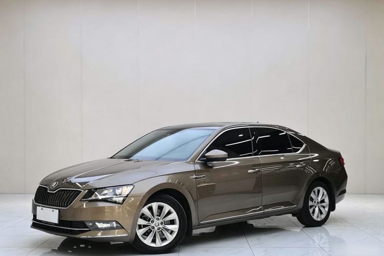 Used Skoda Superb 2018 TSI330 DSG Comfort Edition China V Standard Guazi used car, China used car export, Used car for sale, Used cars, Cheapest cars for sale