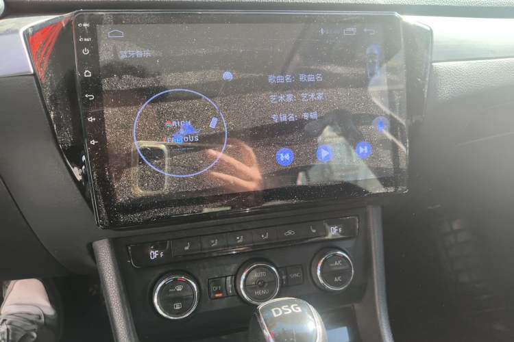 Used Skoda Superb 2018 TSI280 DSG Comfort Edition China V Standard Audio And AC Panel
