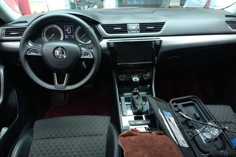 Used Skoda Superb 2018 TSI330 DSG Comfort Edition China V Standard Center Console