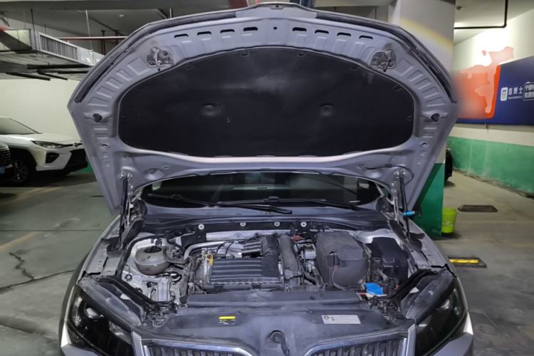 Used Skoda Superb 2018 TSI280 DSG Comfort Edition China V Standard Engine Bay