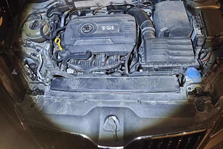 Used Skoda Superb 2018 TSI330 DSG Comfort Edition China V Standard Engine Bay