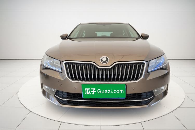 Used Skoda Superb 2018 TSI330 DSG Comfort Edition China VI Standard Front