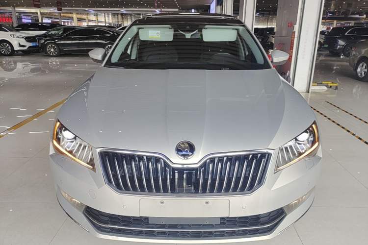 Used Skoda Superb 2018 TSI330 DSG Luxury Edition China V Standard Front