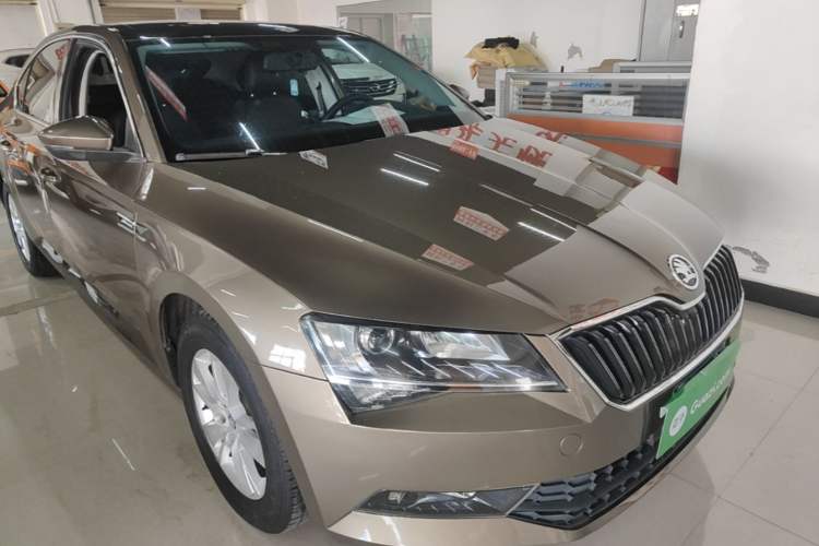 Used Skoda Superb 2018 TSI280 DSG Standard Edition China V Emission Standard Front Right 45 Deg