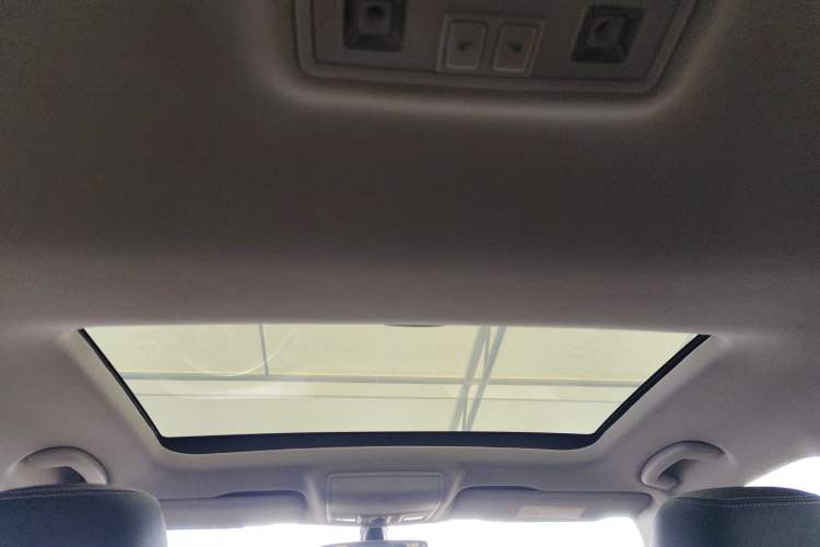 Used Skoda Superb 2018 TSI330 DSG Comfort Edition China VI Standard Headliner