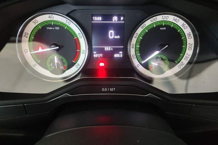 Used Skoda Superb 2018 TSI330 DSG Comfort Edition China V Standard Instrument Cluster