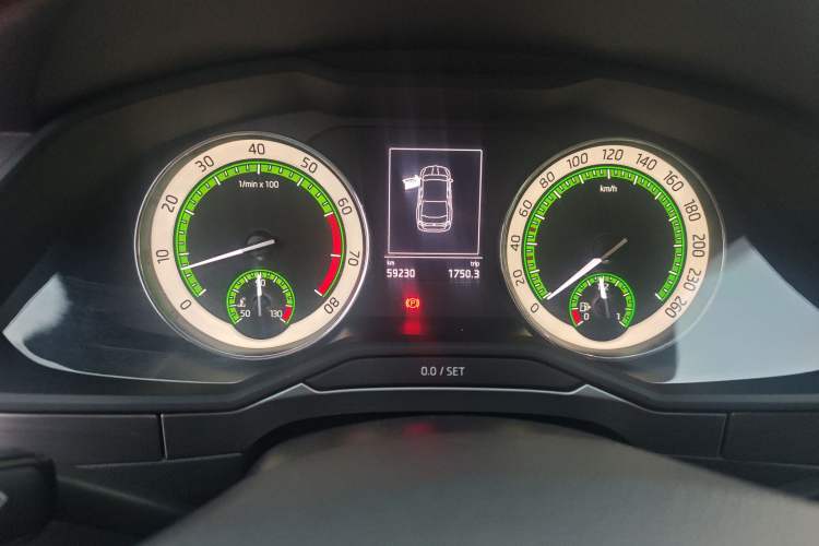 Used Skoda Superb 2018 TSI330 DSG Comfort Edition China V Standard Instrument Cluster