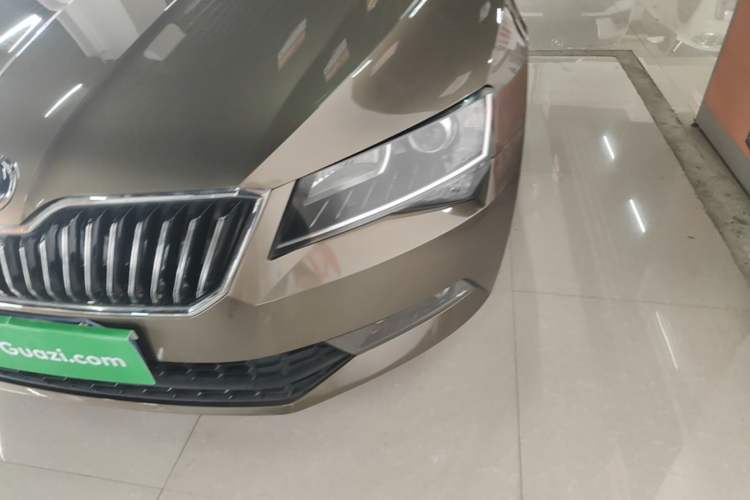 Used Skoda Superb 2018 TSI280 DSG Standard Edition China V Emission Standard Left Front Headlight