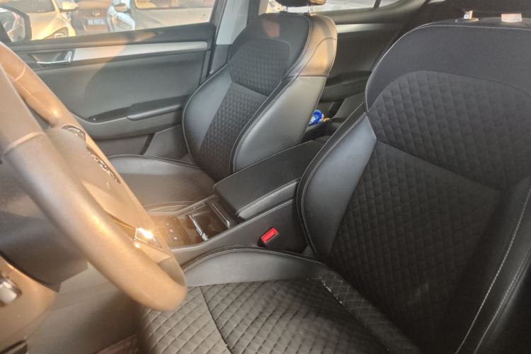 Used Skoda Superb 2018 TSI330 DSG Comfort Edition China V Standard Left Front Seat