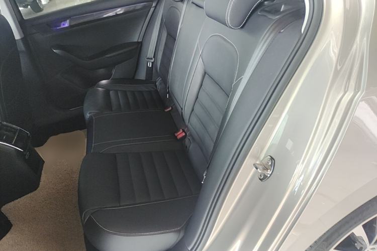 Used Skoda Superb 2018 TSI330 DSG Luxury Edition China V Standard Left Rear Seat