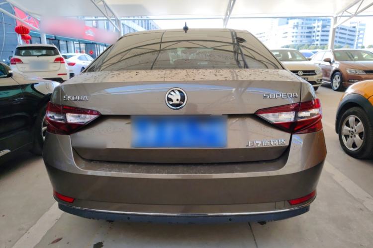 Used Skoda Superb 2018 TSI330 DSG Comfort Edition China VI Standard Rear