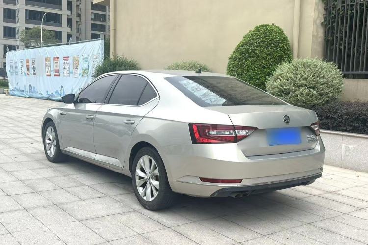 Used Skoda Superb 2018 TSI280 DSG Comfort Edition China V Standard Rear Left 45 Deg
