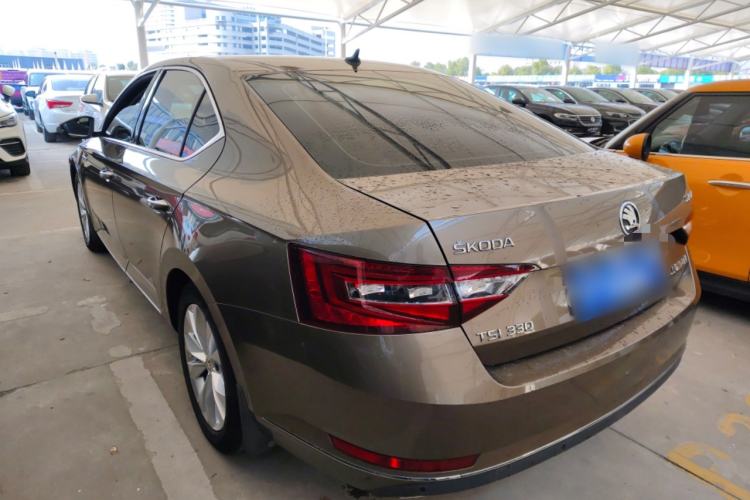 Used Skoda Superb 2018 TSI330 DSG Comfort Edition China VI Standard Rear Left 45 Deg