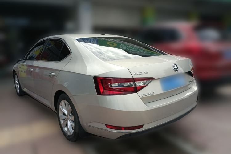Used Skoda Superb 2018 TSI330 DSG Comfort Edition China V Standard Rear Left 45 Deg
